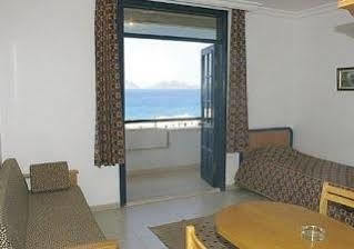 טורגוטריס Violin Apartments מראה חיצוני תמונה